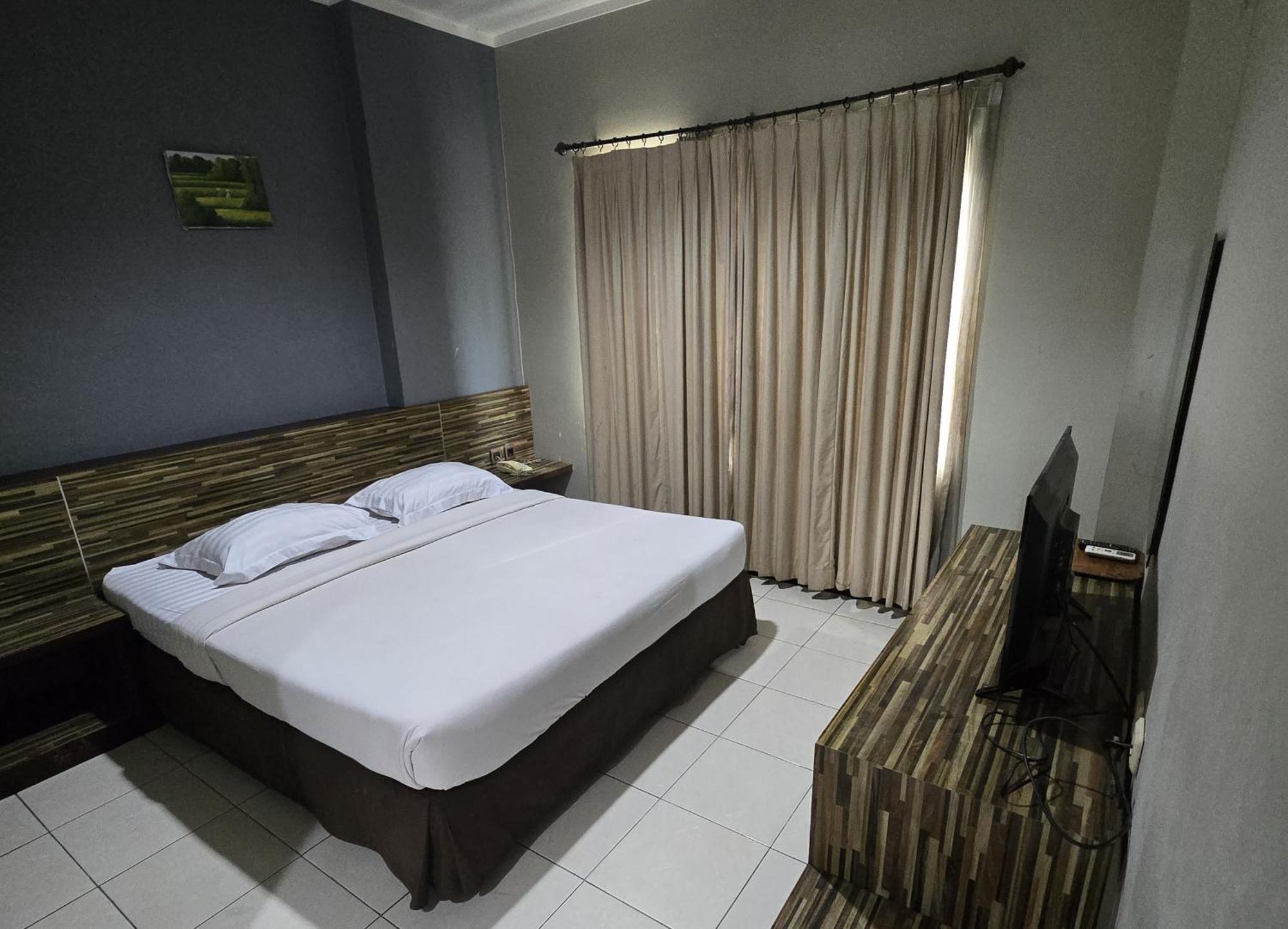 N2 Hotel Gunung Sahari Jakarta Exterior photo